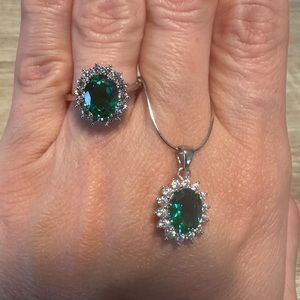 BNIB 925 Silver, Cubic and Emerald Sapphire Set with 925 Necklace